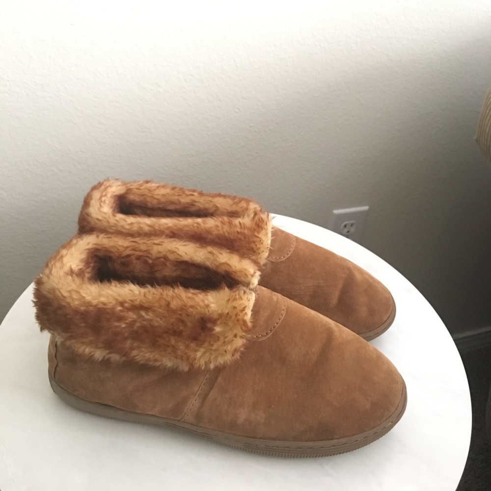 Après by Lamo slippers men's size 8